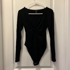 💥4 for $25💥 Forever 21 Long Sleeve Bodysuit